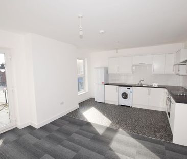 High Street, Runcorn, WA7 1AW - Photo 1