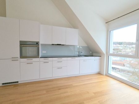 Appartement de 3,5 pièces lumineux, calme et spacieux avec de bonnes liaisons CFF dans toutes les directions - Foto 2