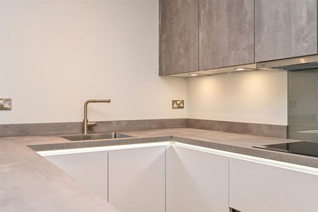 2 bedroom Flat To Let - Photo 4