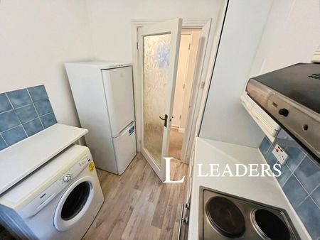 studio to rent Selborne Place, Hove, East Sussex, BN3 - Photo 4