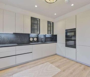 Lower Sloane Street, Sloane Square, SW1W - Photo 5