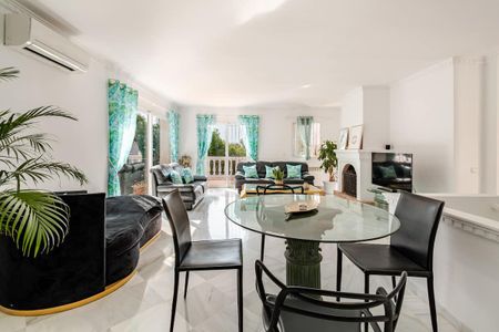 Alquiler Villa en Milla De Oro, Marbella - Photo 4