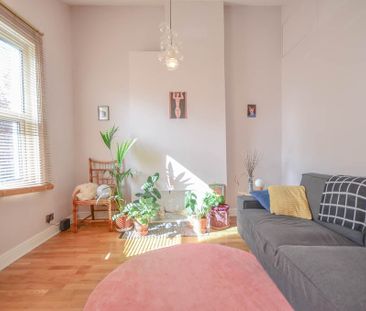 1 Bed Flat, Foyle Road, N17 - Photo 2