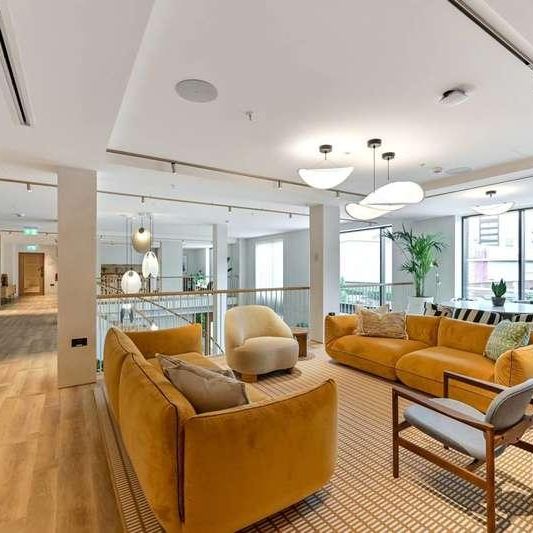 Marble House, Hayes And Harlington, UB3 - Photo 1