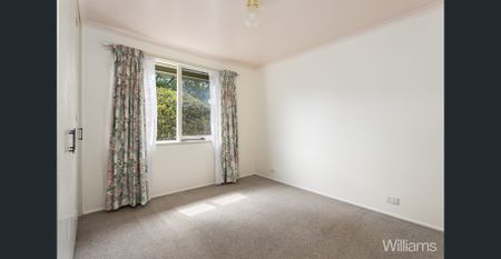 Central Sunbury Living - Available Now! - Photo 5