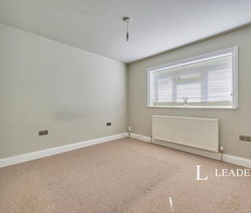 3 bedroom house to rent Coronation Road, Bishops Stortford, CM23 - Photo 3