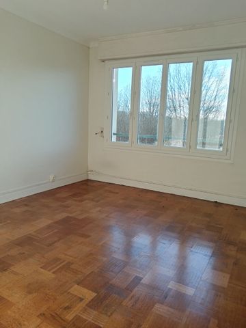 à louer - t3 avec balcon - face prairie caen , - Photo 4