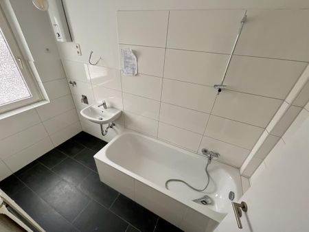 Renovierte 4-Zimmer-Wohnung mit Balkon in Wildeshausen! - Photo 5