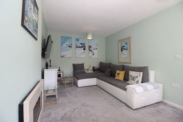 Alden Avenue - Photo 1