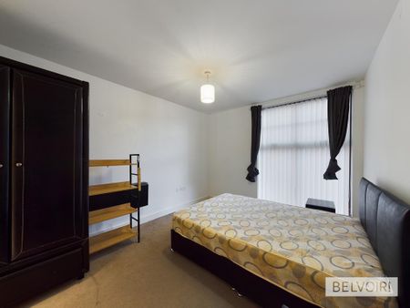 2 bedroom flat to rent - Photo 4