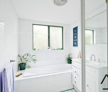 Centrally Located, Tastefully Updated, Sun-Kissed And Private Two B... - Photo 3