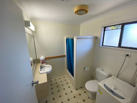 FURNISHED & SELF CONTAINED UNIT - Photo 3