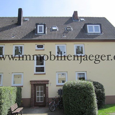 Alt Garstedt - Ruhige Wohnanlage - Wohnung mit großem Wohnzimmer, Küche, Duschbad - 1.OG - Photo 1