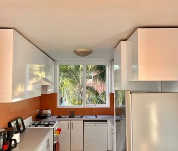 Elsternwick - Photo 3