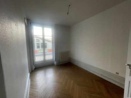 APPARTEMENT T3 A LOUER - Photo 2