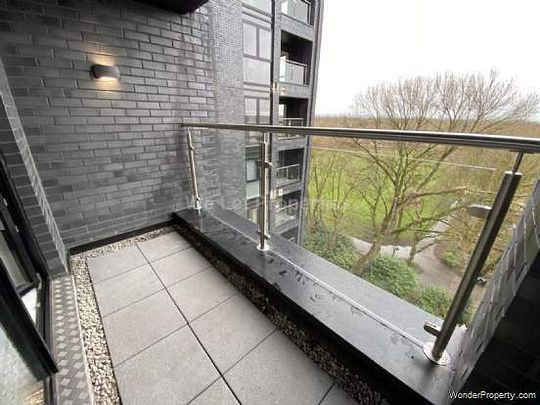 2 bedroom property to rent in Manchester - Photo 1