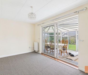 3 bedroom link detached house to rent - Photo 2