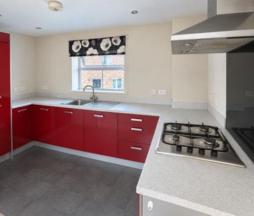 2 bed House - Terraced To Let - Photo 3