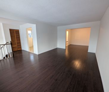 For Lease - 435 Colborne Street, Bradford West Gwillimbury, Ontario - Photo 4