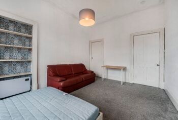 White Street, West End, Glasgow, G11 - Photo 2