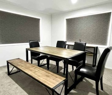 Flagstaff Family Home - Photo 2