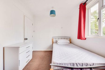 4 bedroom house to rent - Photo 4