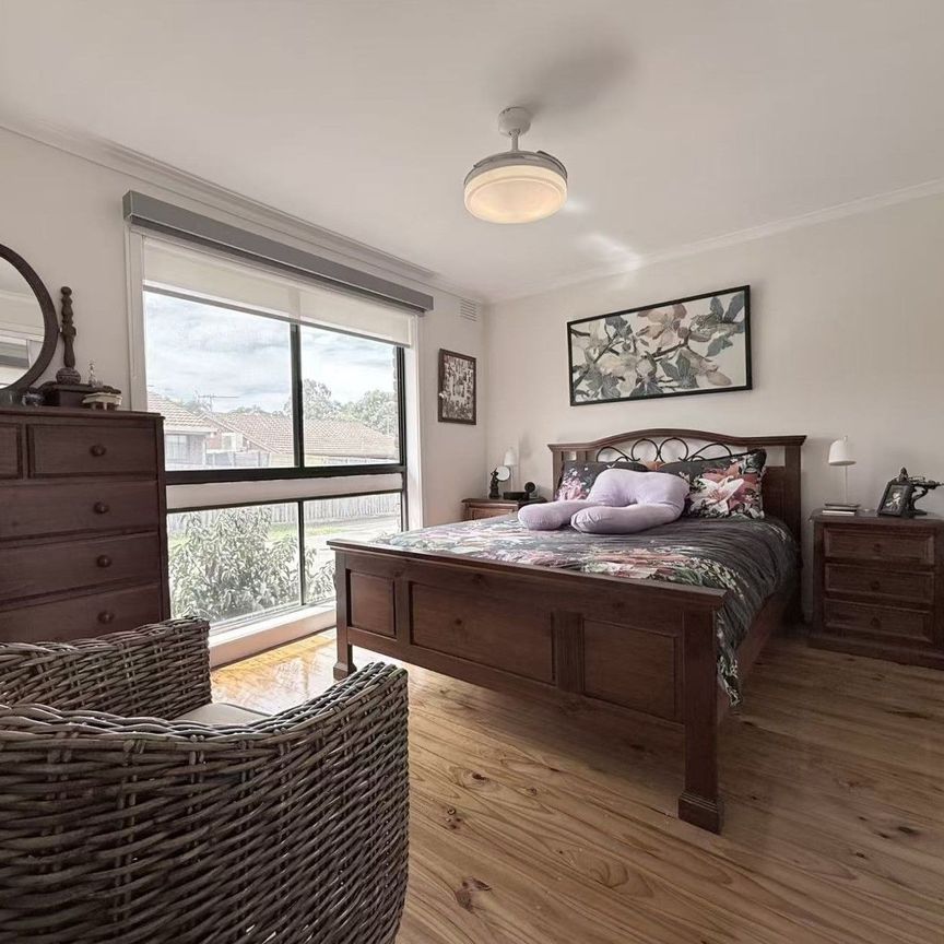 Modern & Convenient! - Photo 1