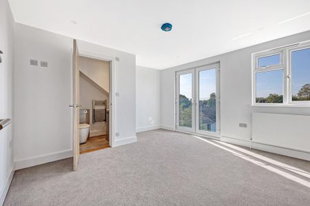 5 bedroom house to rent - Photo 2