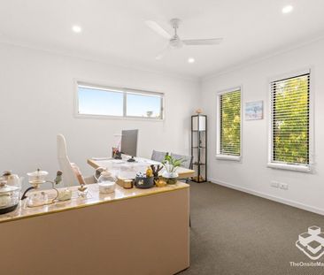 Modern Family Home in Prime Coomera Location For Rent - Photo 2