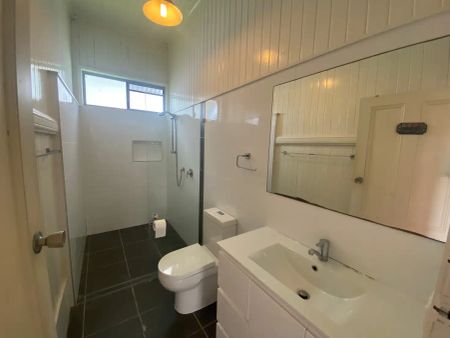 “3 Bedroom House in BSSSC Catchment!” - Photo 4