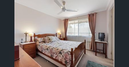 Central Location Family House - Photo 5