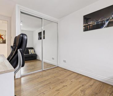 2 bedroom apartment to rent - Photo 6