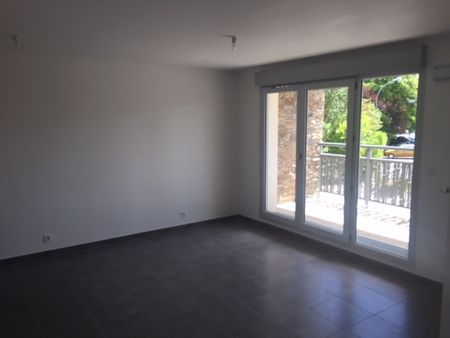 Location Appartement 2 pièces 40m² TOURS 37100 - Photo 2