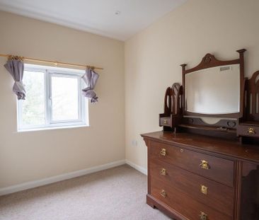 4 bedroom detached house to rent - Photo 6