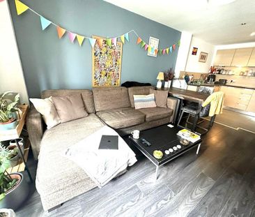 2 bedroom flat to rent - Photo 3