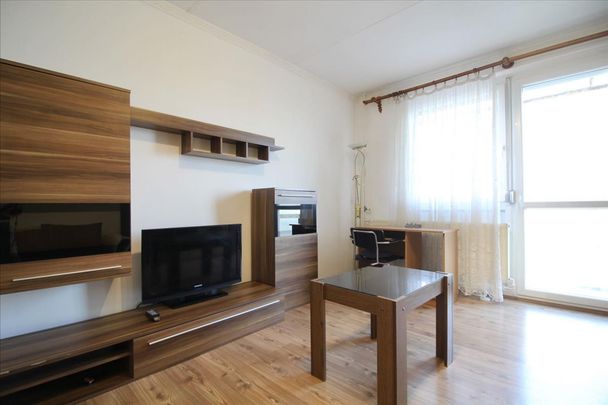 Kiadó felújított panel lakás - Debrecen - Fotó 1