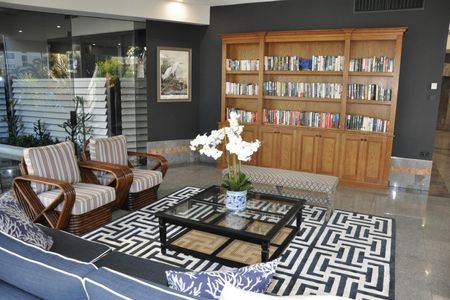 Spacious Residential Only Living - Photo 5