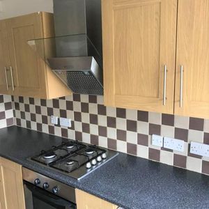 3 bedroom house to rent - Photo 2