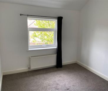 3 bedroom House To Let - Photo 6
