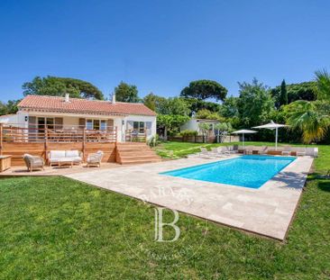 SAINT-TROPEZ - CAPON / PINET - VILLA 4 CHAMBRES - VUE SUR LE CHÂTEA... - Photo 2