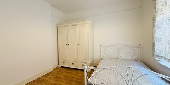 House share to rent - Photo 3