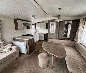 2 bedroom bungalow to rent - Photo 1