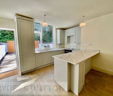 3 bedroom terraced house to rent - Photo 4