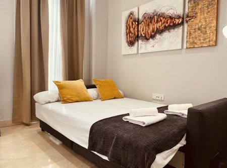 Plaça del Mercat, Valencia, Valencian Community 46001 - Photo 2