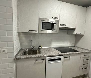 Calle Finisterre, Madrid, Community of Madrid 28029 - Photo 5