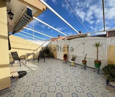 Alquiler de chalet adosado en Calle Río Sena s/n - Photo 5