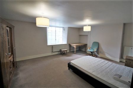 Queens Terrace, Exeter - Photo 2