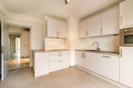 Ruim en gerenoveerd appartement in het Nieuw Kwartier - Foto 2