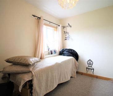 2 bedroom semi-detached house to rent - Photo 3