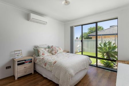 STYLISH HOME IN SOUTH BUNBURY - Photo 5